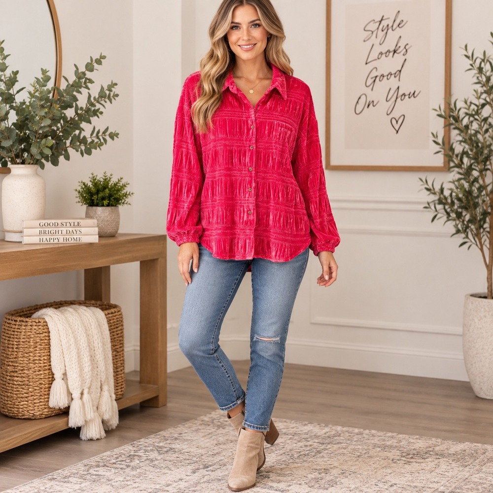 White Birch Fuchsia Pink Crushed Velvet Ruched Button Down Shirt Small T24779XL